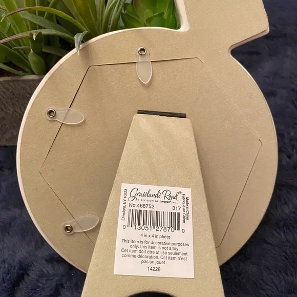 Engagement Picture Frame by Grasslands Road (NWT) - Picture 5 of 5